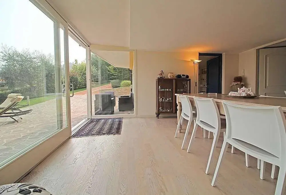 Versine Luxury Apartment