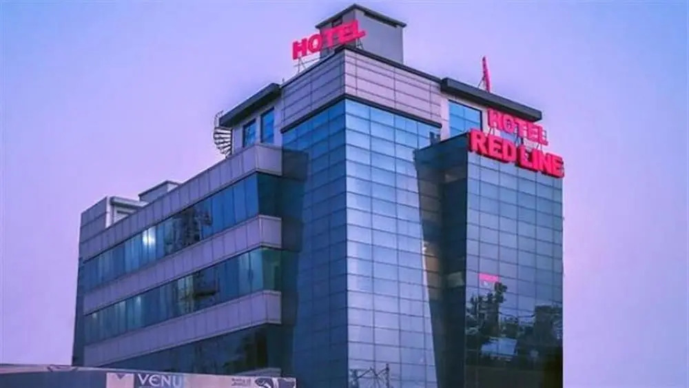 Hotel Red Line