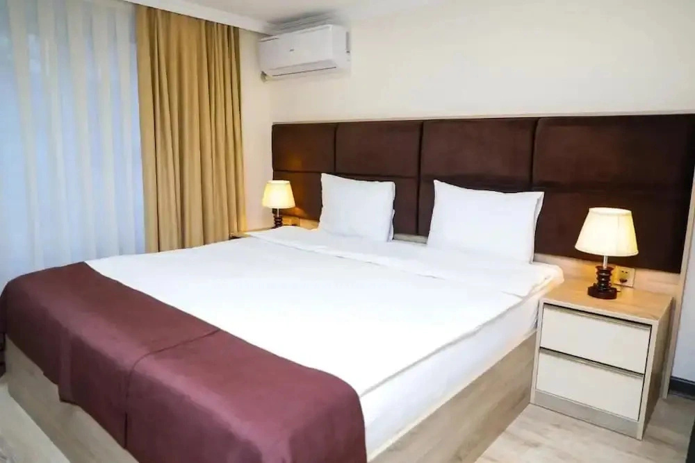 DeLux Hotel Baku