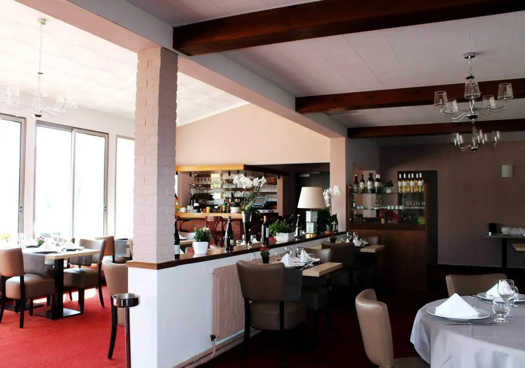 Hotel - Restaurant Le Clos des Cedres