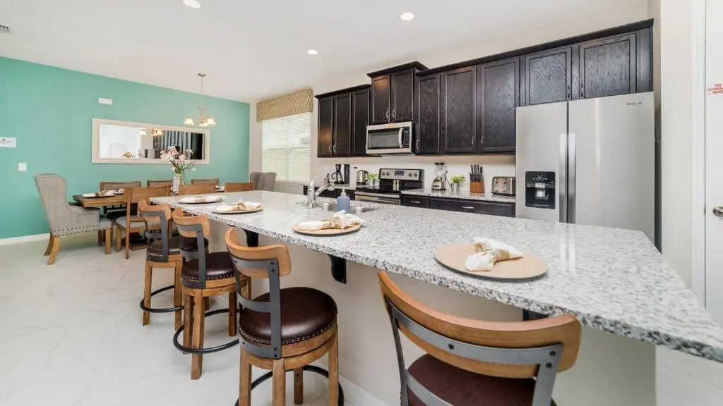 1608 Herrons Green Path