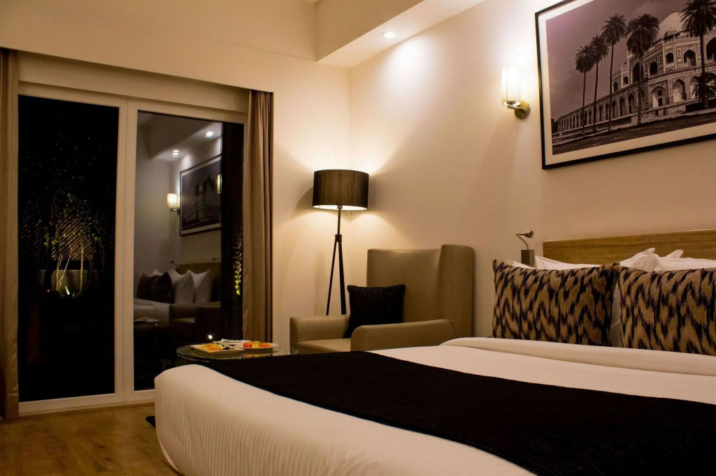 Lemon Tree Premier City Center