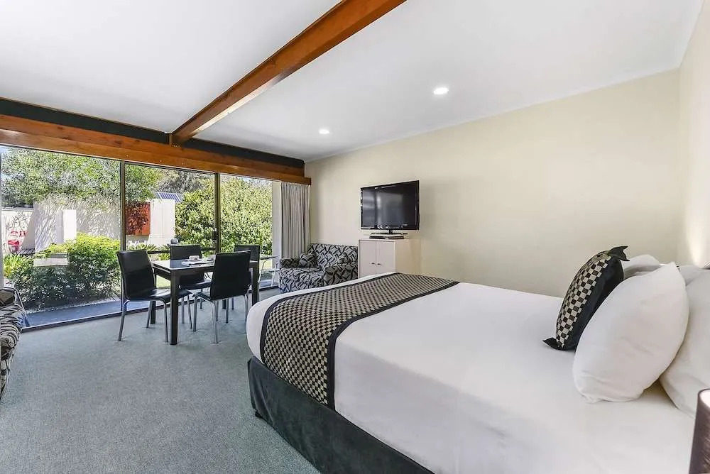 Comfort Inn William Macintosh