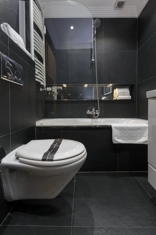 The Queen Luxury Apartments - Villa Serena