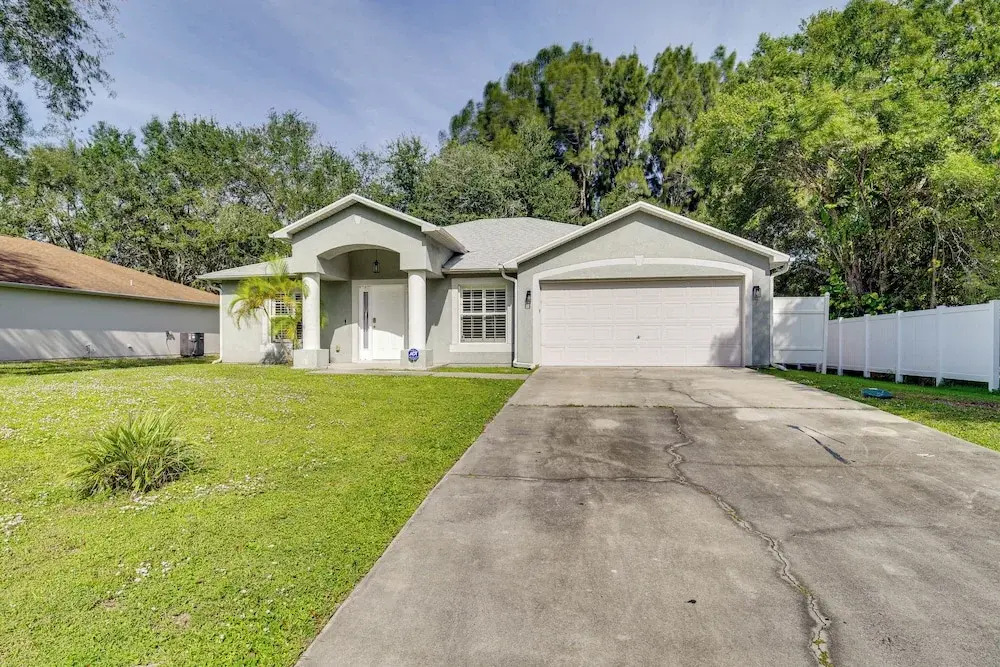 Spacious Home w/ Yard: 8 Mi to Wabasso Beach