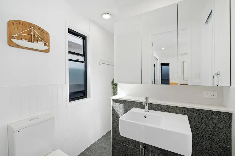 1 Bedroom Modern Townhouse in Casuarina