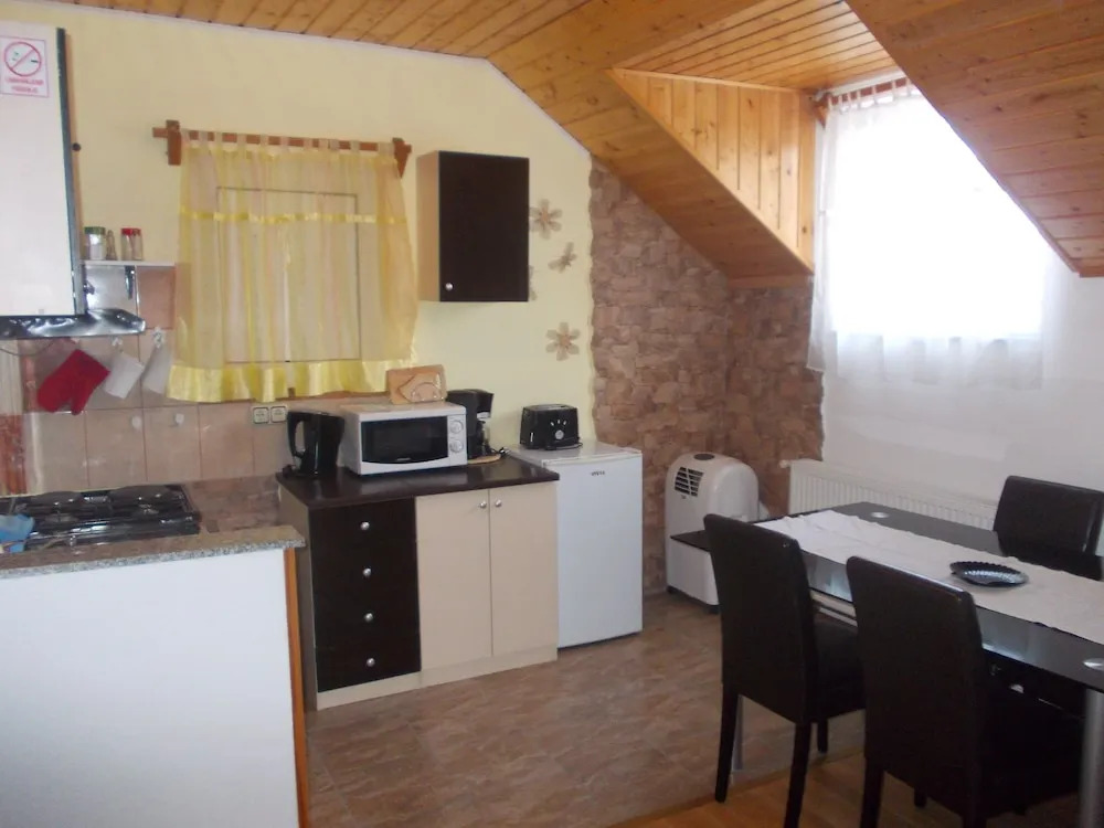 Estate Pavlić