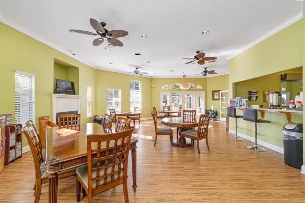 Brand New Quiet 4 BR Townhome in Emerald Island