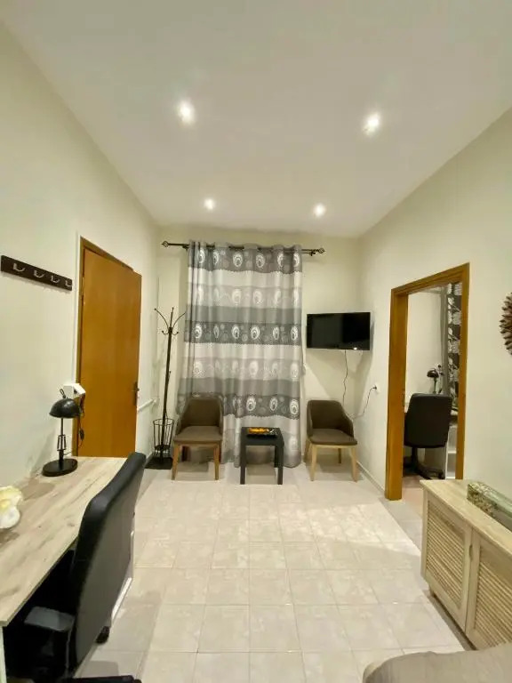 Antonia's house