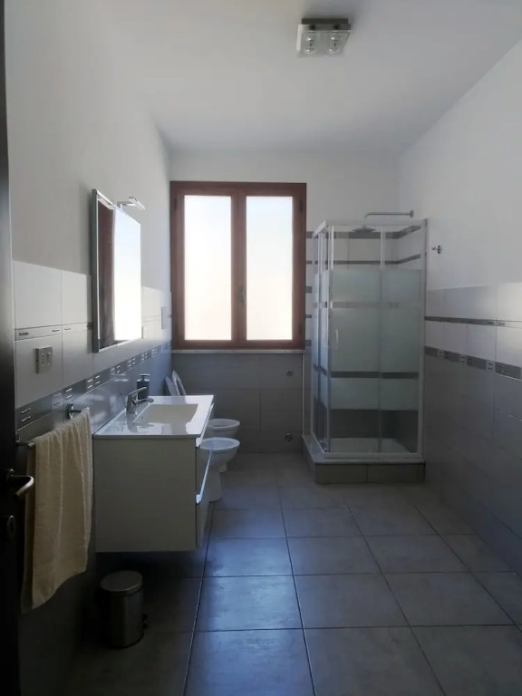 B&B Hycarus