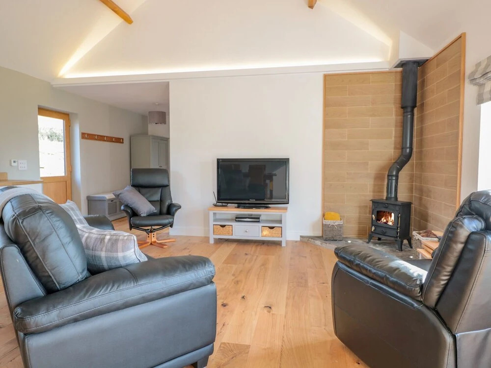 Lundy Lodge - Begwyns View