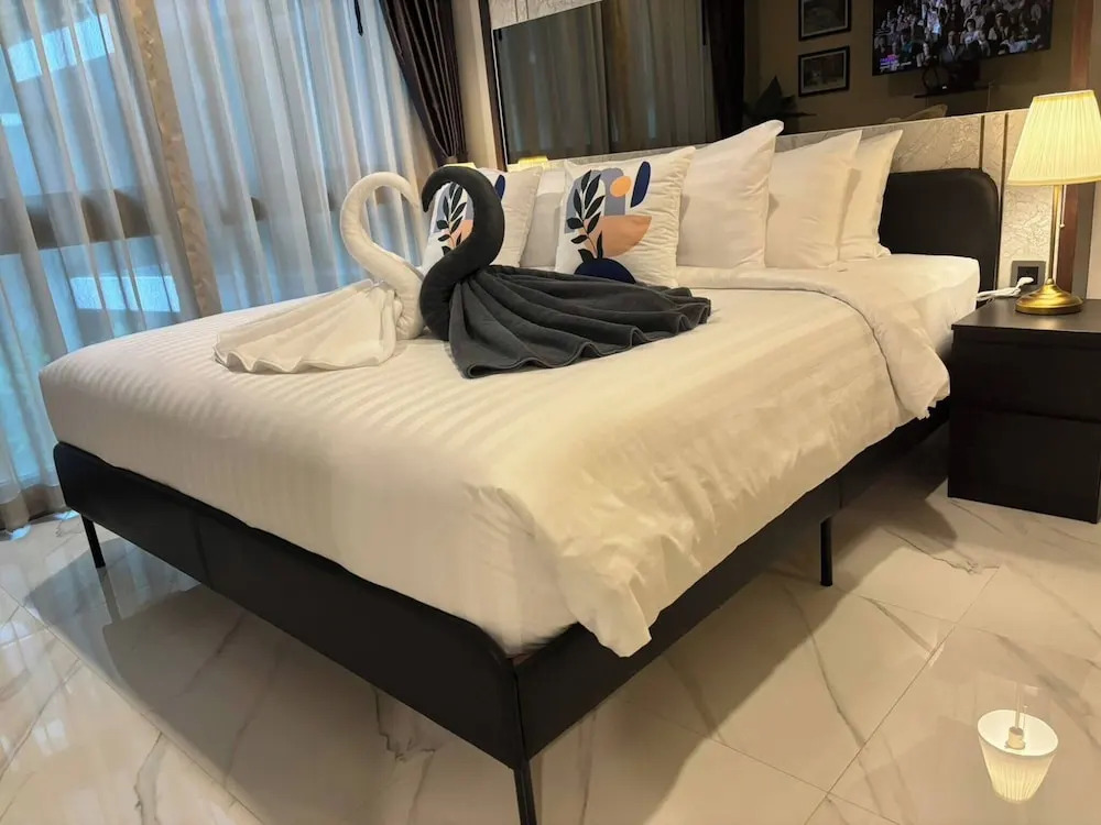 B306 - 1 Bedroom Condo Pool View Near Ao Nang Beach