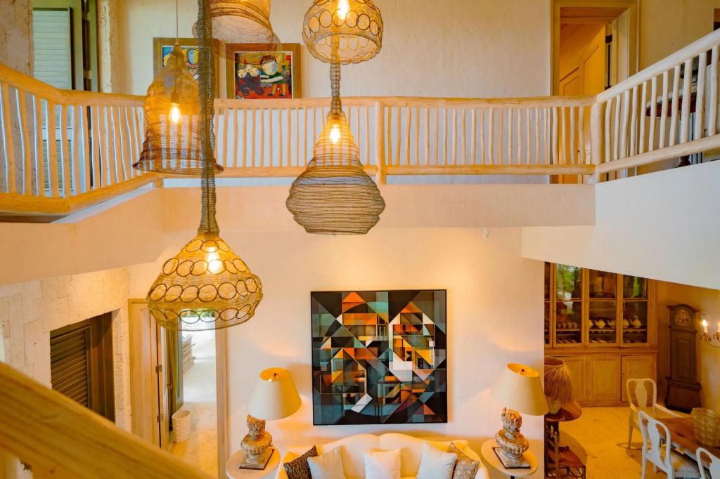 One-of-a-kind Villa With Open Spaces and Amazing Views in Luxury Beach Resort