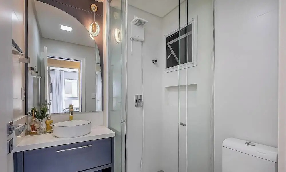Modern 3BR apt Near the Beach Ema0201