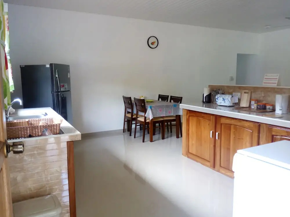 Lavigne self Catering