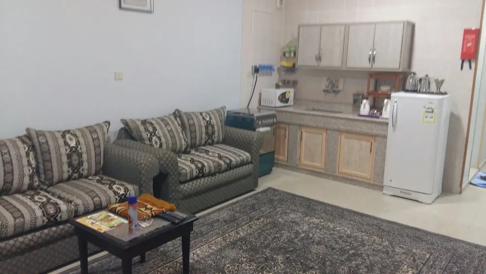 Al Eairy Furnished Apartments Al Ahsa 5