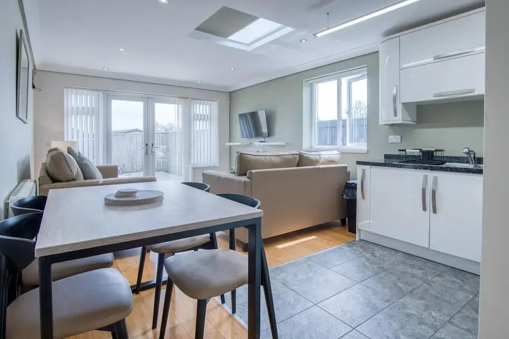 Ridgeway Hideaway - 1 Bedroom Holiday Home - Manorbier