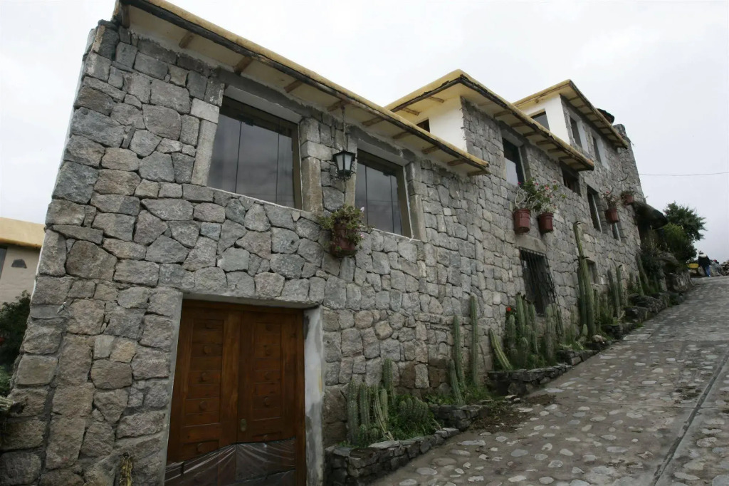 Hotel Kuntur Wassi