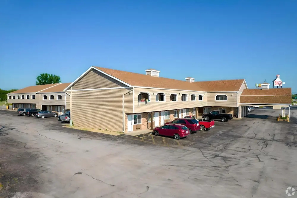 I-80 Inn & Suites