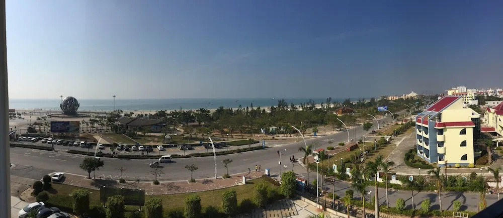 Beihai Silver Beach Begonia Bay Hotel