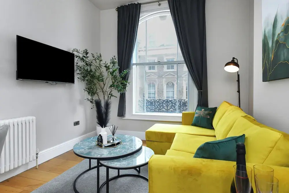 Market Street Apartment 3A Flat 2