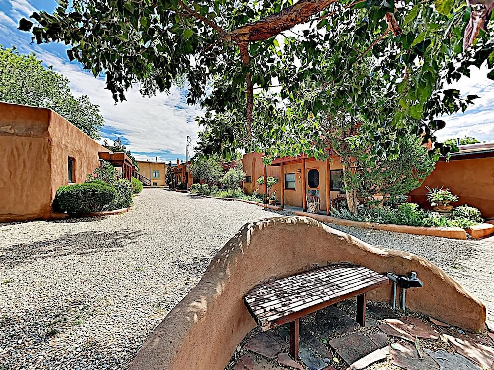 Downtown Casita - Studio Br Apts