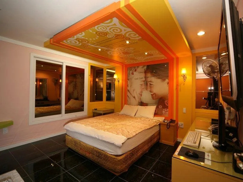 Songjeong V Hotel