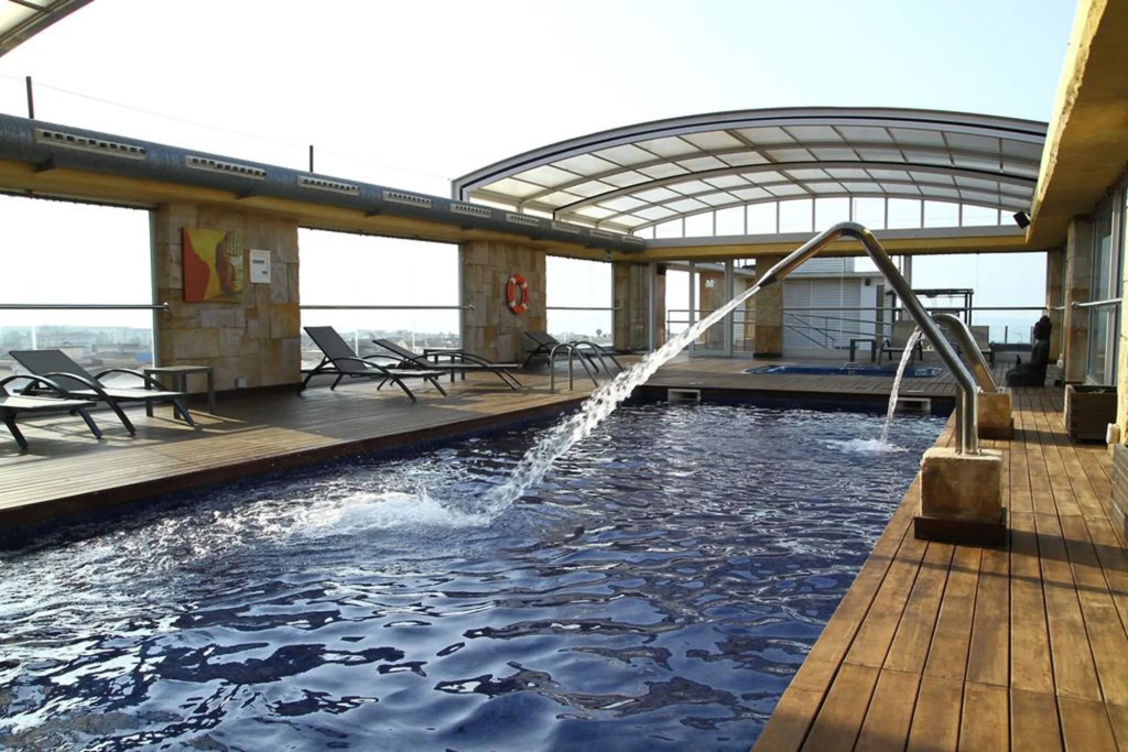 Dorma Cunit Suites & Spa