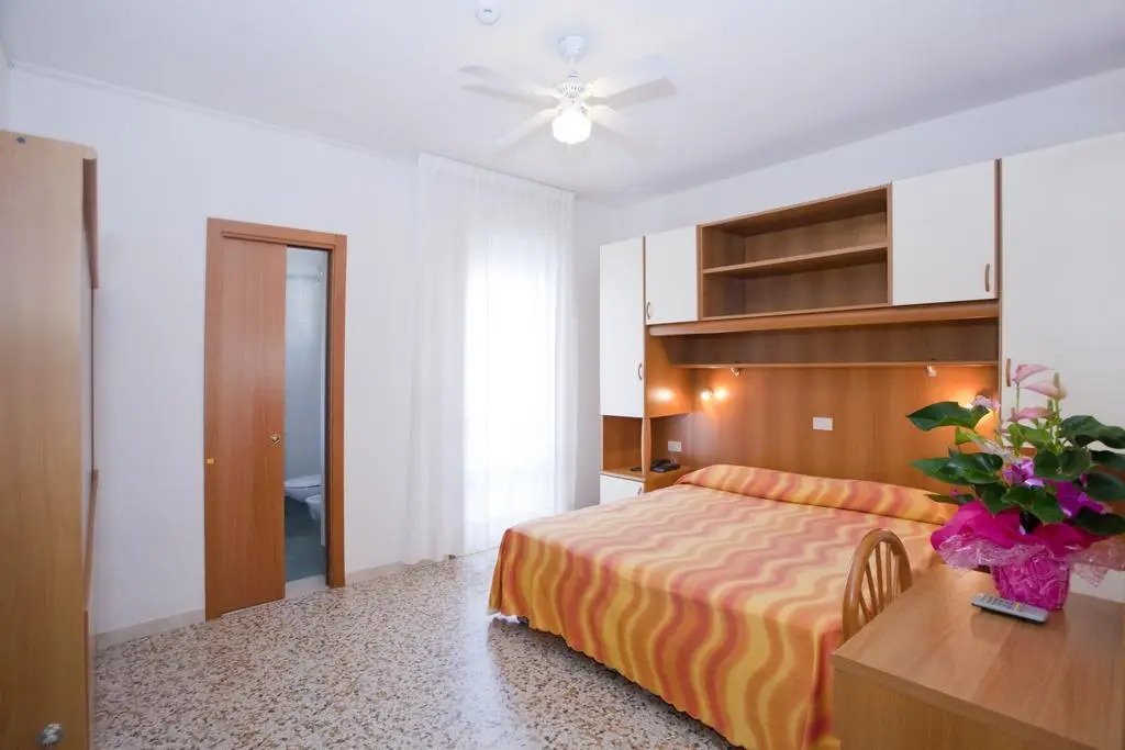 Hotel Atenea Golden Star