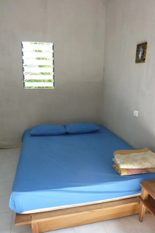Surfers Dorm House