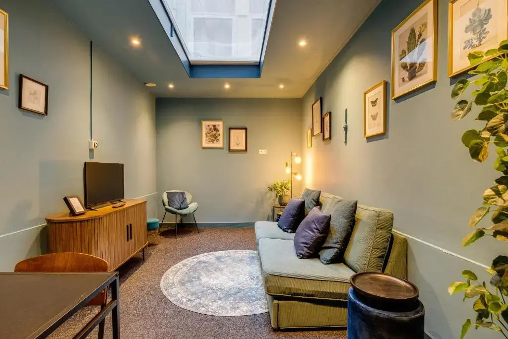Zen Apartment