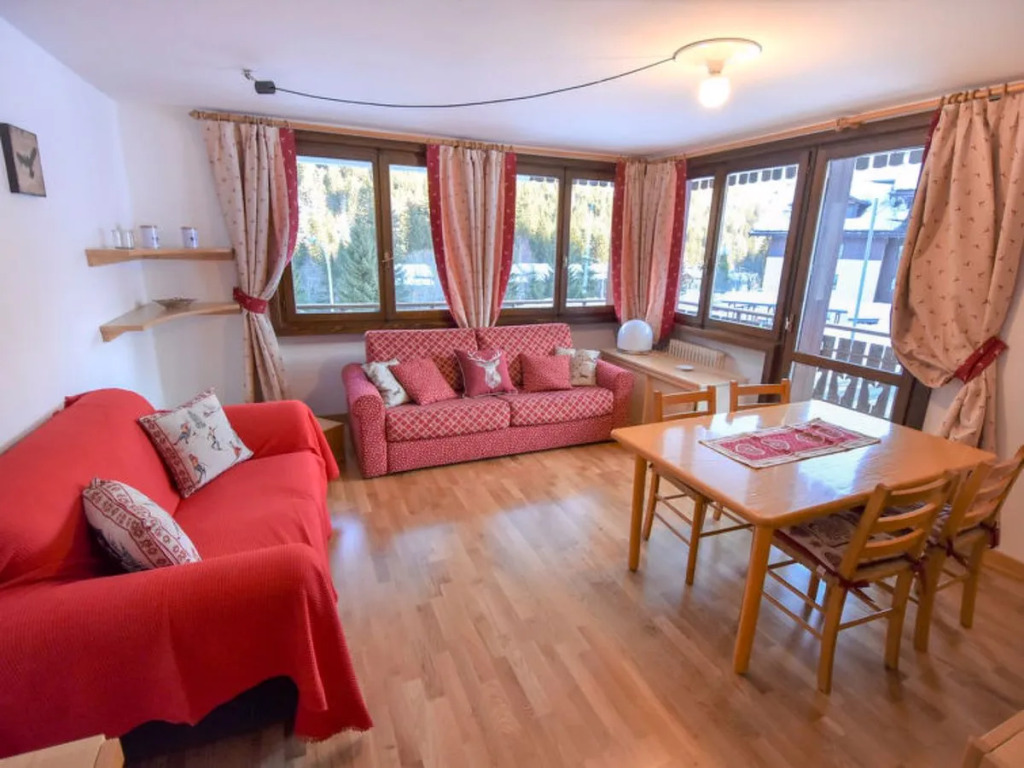 Frassan Apartment 17185