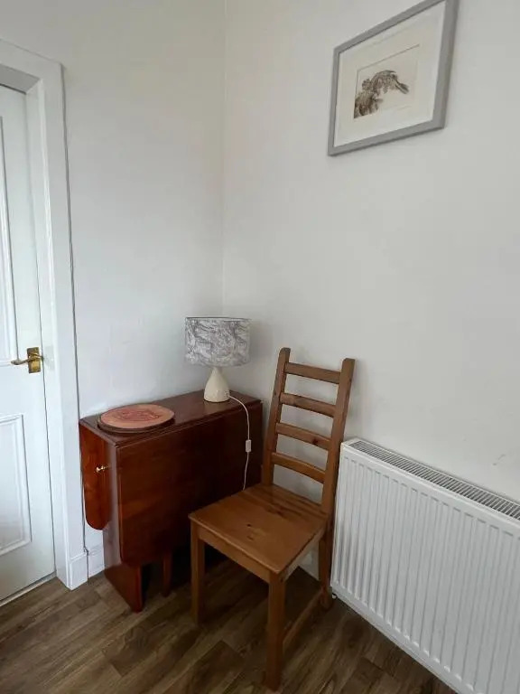 Stylish 2nd Floor Georgian 1 Bedroom Apartment
