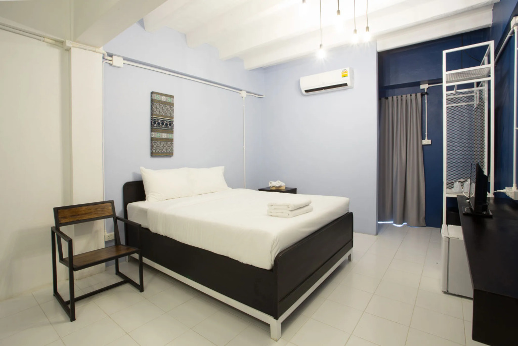BEDGASM Hotel x Cafe Nimman