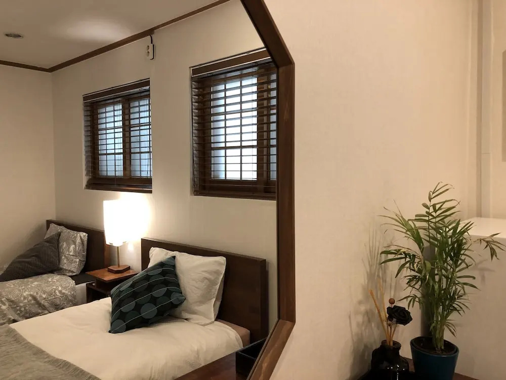 Slow Tree House Hongdae - Caters to Women