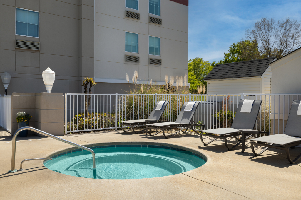 Holiday Inn Express Myrtle Beach-Broadway at the Beach by IHG
