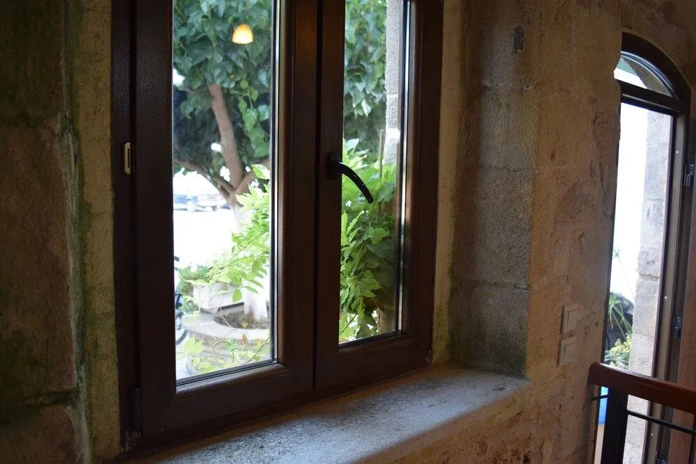 Venetian Cistern Villa , Historic Stone