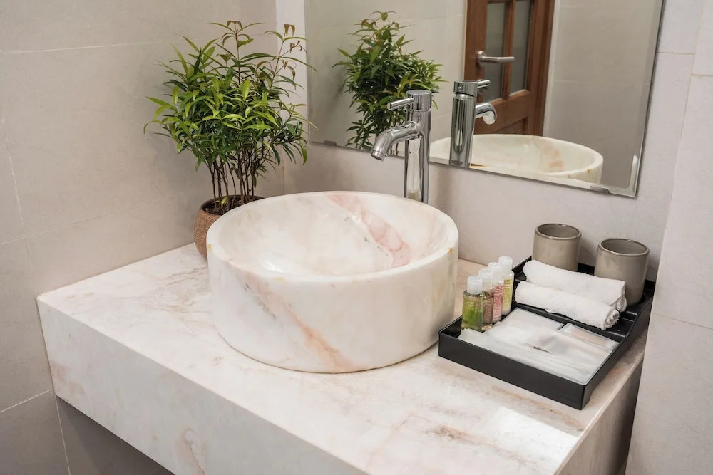 Le Parfum Apartment and Hotel
