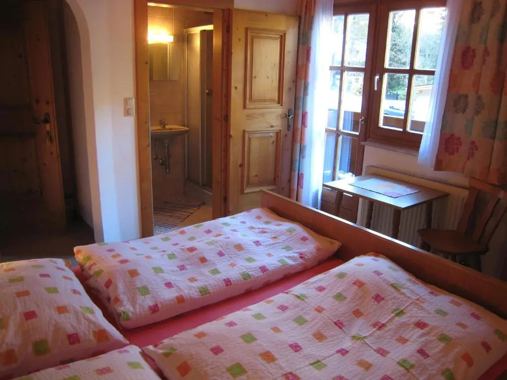 Ski-in / Ski-out Chalet Kriekels by Alpen Apartments