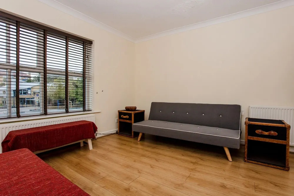 3 Bedroom House near Canary Wharf