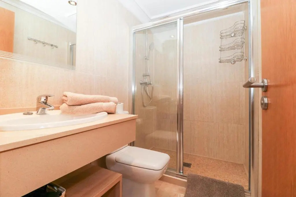 Luxury 2BR Condo B3 by Rafleys, Panoramic Sea Views, 7 mins Walk to the Beach