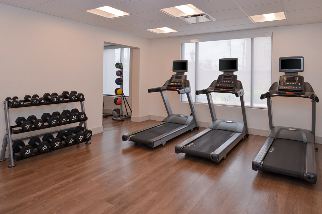 Holiday Inn Express & Suites Indianapolis Dtn-Conv Ctr Area by IHG