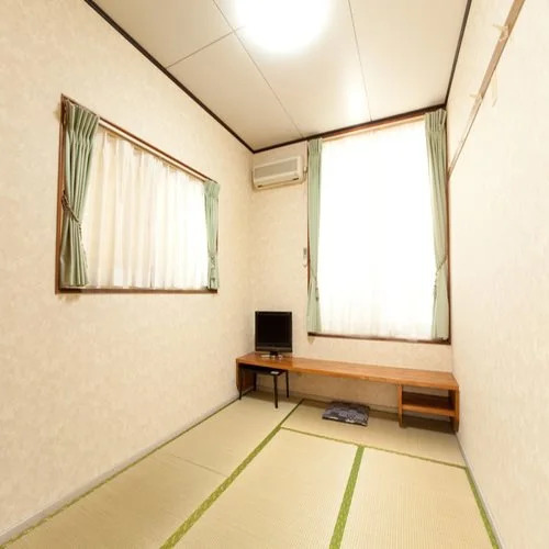 Yokohamaya