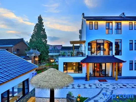 Chuxin Moshe Designer Hostel
