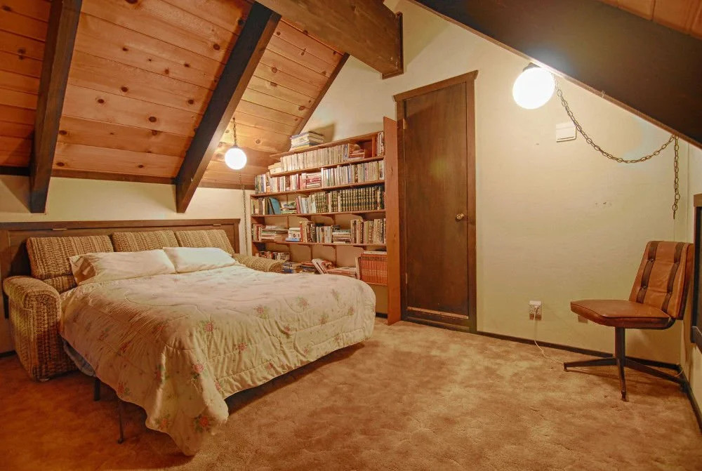 372 Rim Drive - 3 Br Home