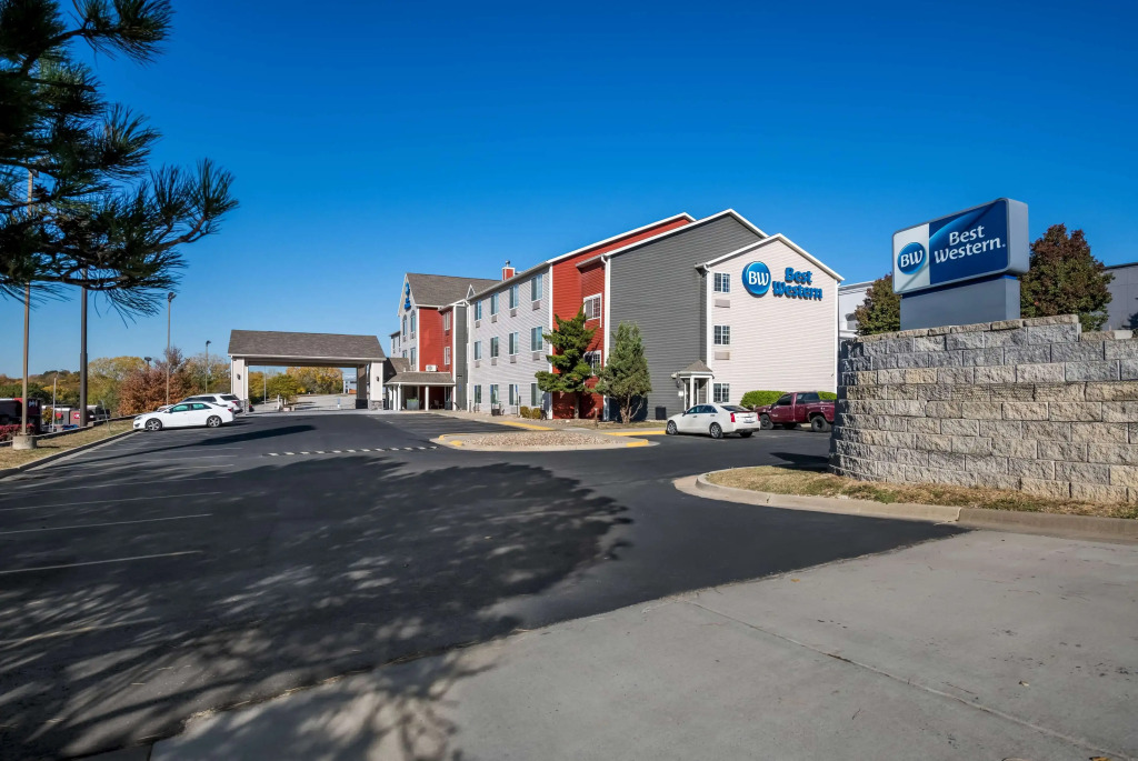 Best Western Worlds Of Fun