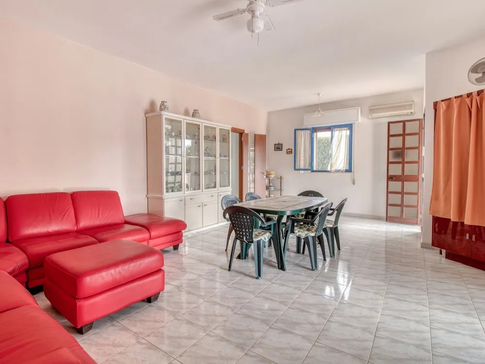 Appealing Villa in Marina di Ragusa with Private Pool