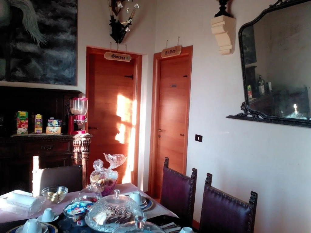 B&B Camelot