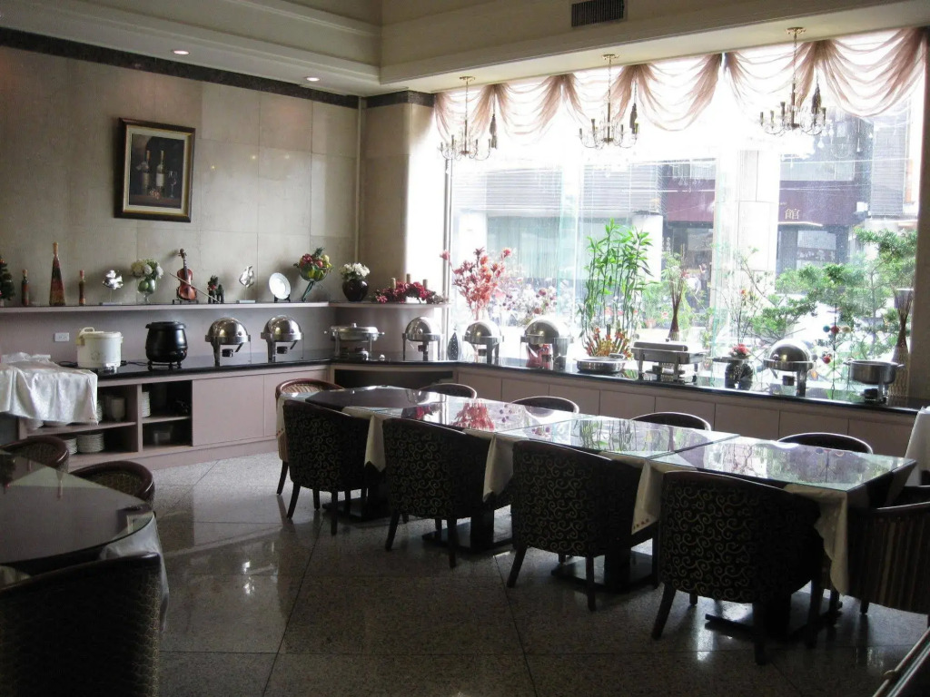 Chuan Fu Hotel