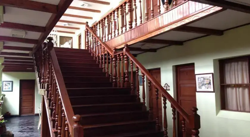 La Posada Inn